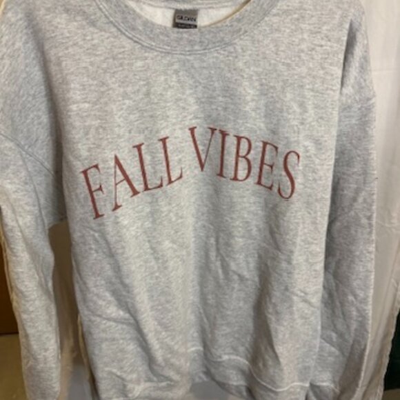 Gildan “Fall Vibes” Gray Crewneck Sweatshirt – Size L - Picture 1 of 2